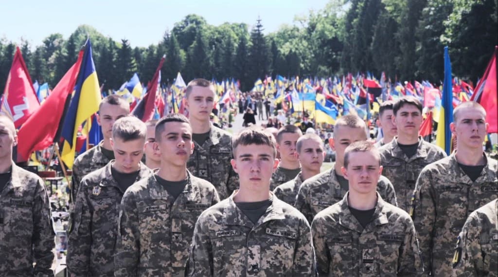 Celebrity news image