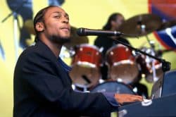 Celebrity news image