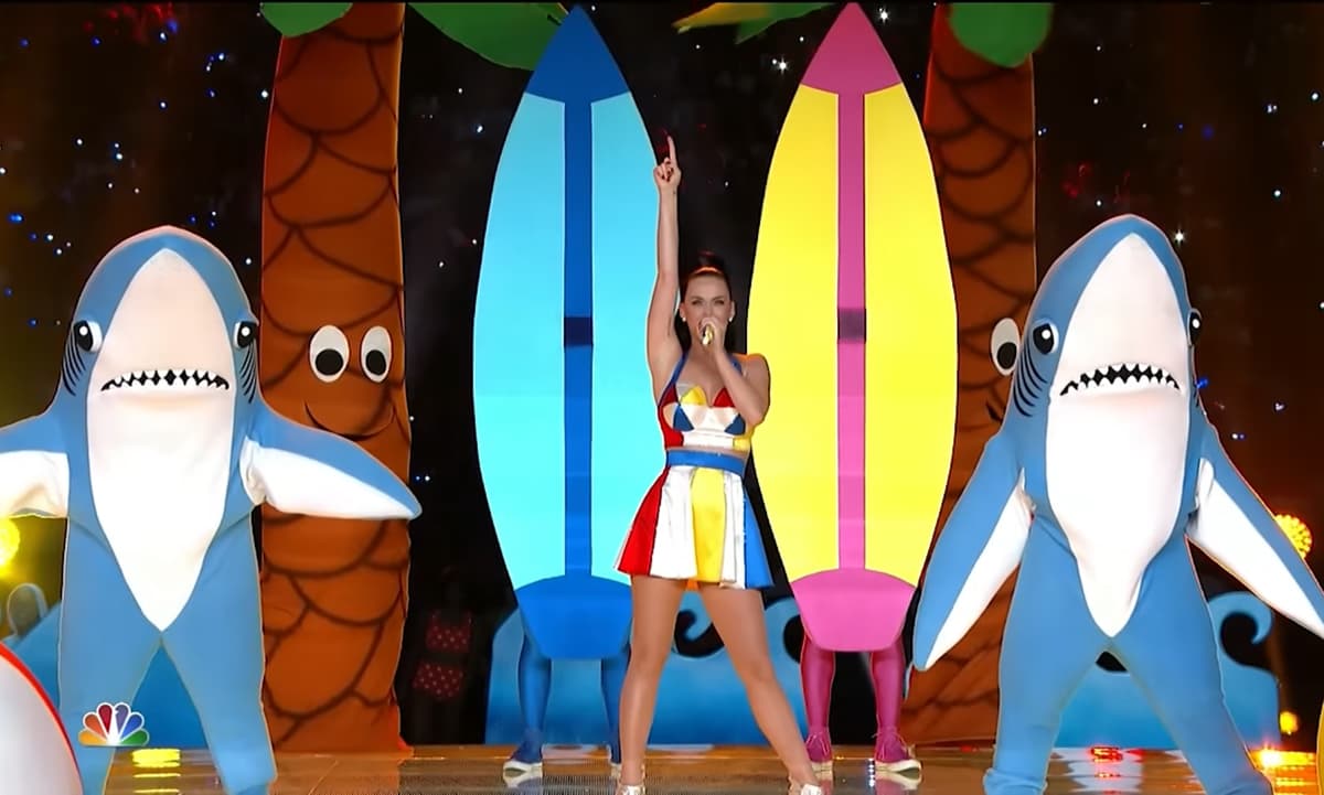 Celebrity news image