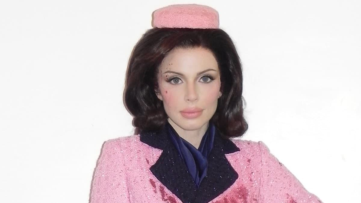 Julia Fox Defends Controversial Jackie Kennedy Costume Amid Backlash