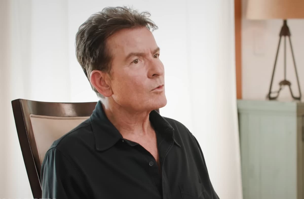 Charlie Sheen Addresses Controversy Over Past Relationships in Recent Memoir